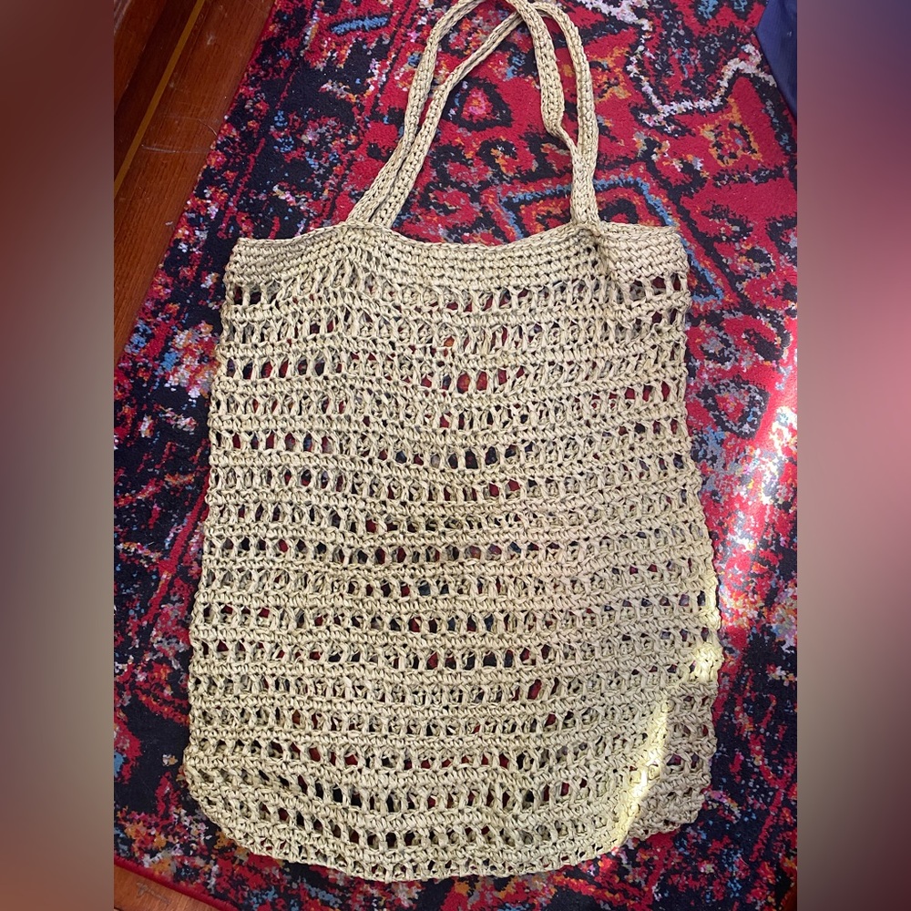 Crocheted raffia beach bag